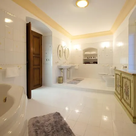 Palace 4* Kutna Hora